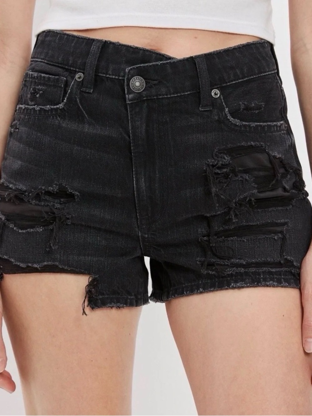 American Eagle | Distressed Black Denim Shorts | Women’s Mom Shorts